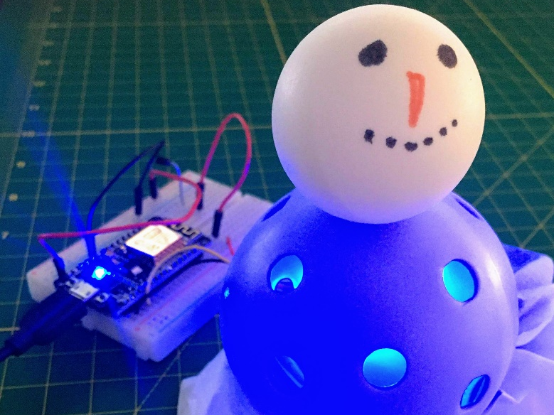 SAC-100: Cheerlights Snowman - Holiday Electronics Crafts